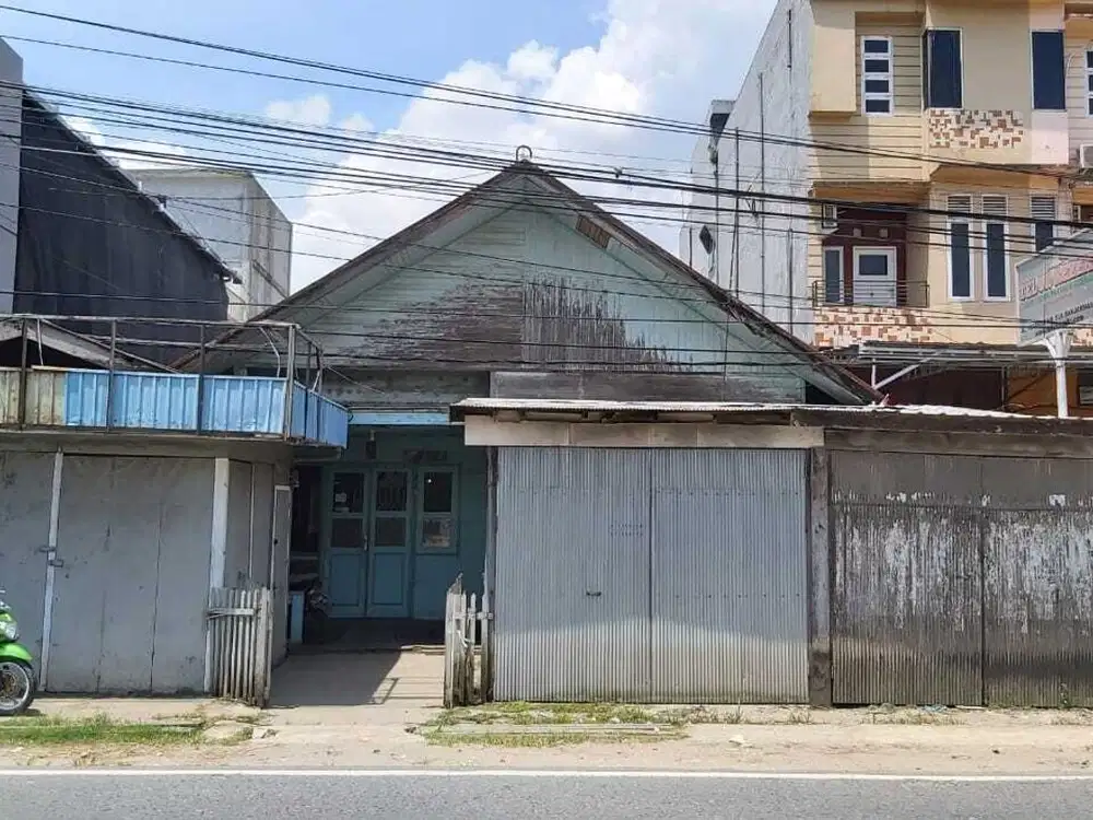 Tanah Lokasi Komersial Cocok Untuk Usaha Bonus Bangunan Kayu