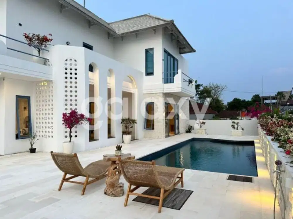 VILLA BEACHFRONT DI TANJUNG BENOA BADUNG, BALI