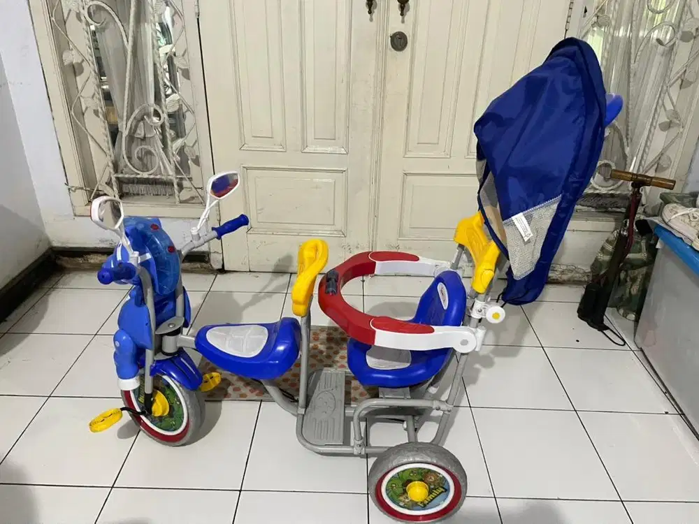 Sepeda anak kembar family