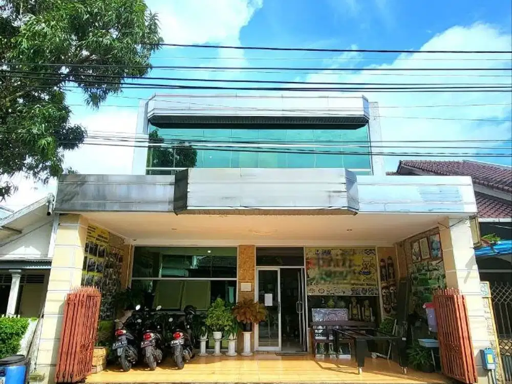 Dijual Rumah Usaha Lokasi Strategis di Jl. Cimanuk, Purwantoro, Malang