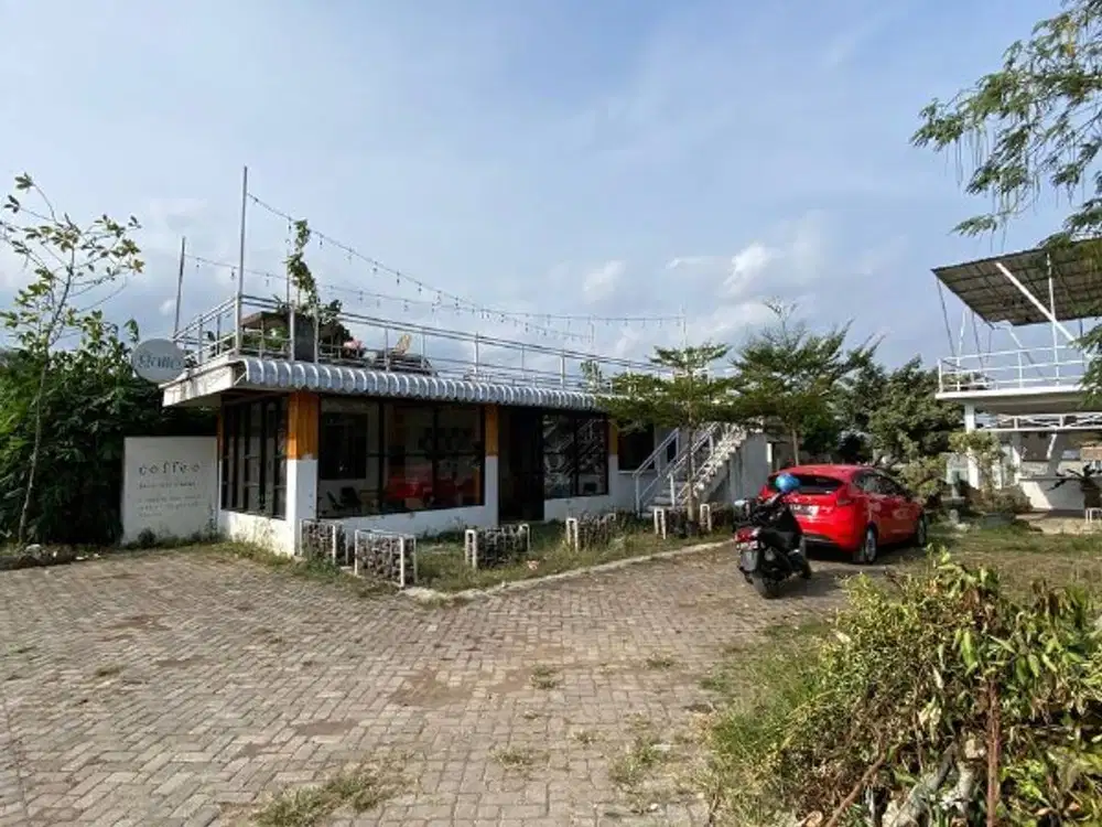 Dijual Bekas Cafe dan Hanya Hitung Tanah Saja di Dau, Malang