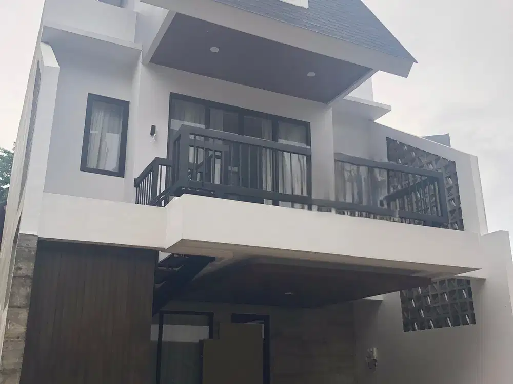 DIJUAL RUMAH BARU MODEL ELEGANT EROPA LUXURY RESIDENCE DI JAGAKARSA