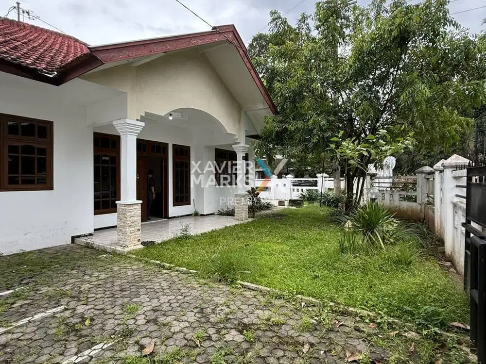 Disewakan Rumah Posisi Hook Di Jalan Buah-Buahan  Klojen Kota Malang