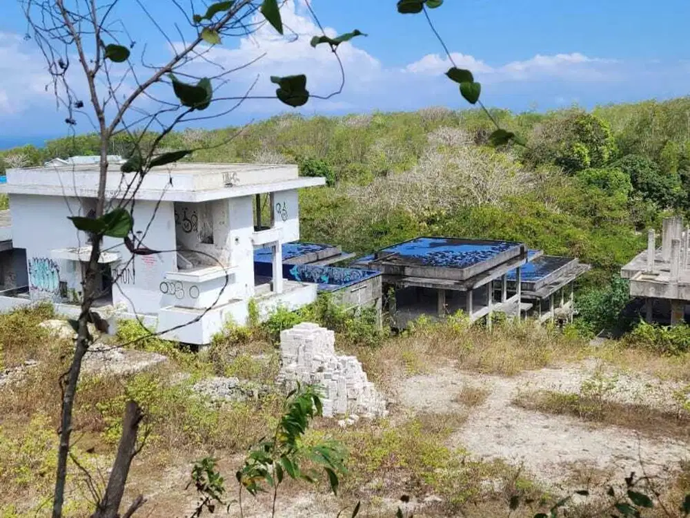 Tanah Bonus Villa Mangkrak Ocean View di Balangan