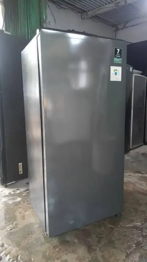 Jual beli dan perbaikan kulkas