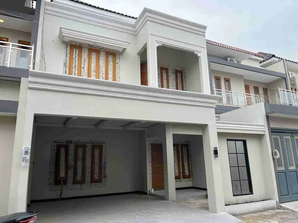 Rumah Mewah 2Lt Dekat RS Oen dan Al Azhar Solo Baru