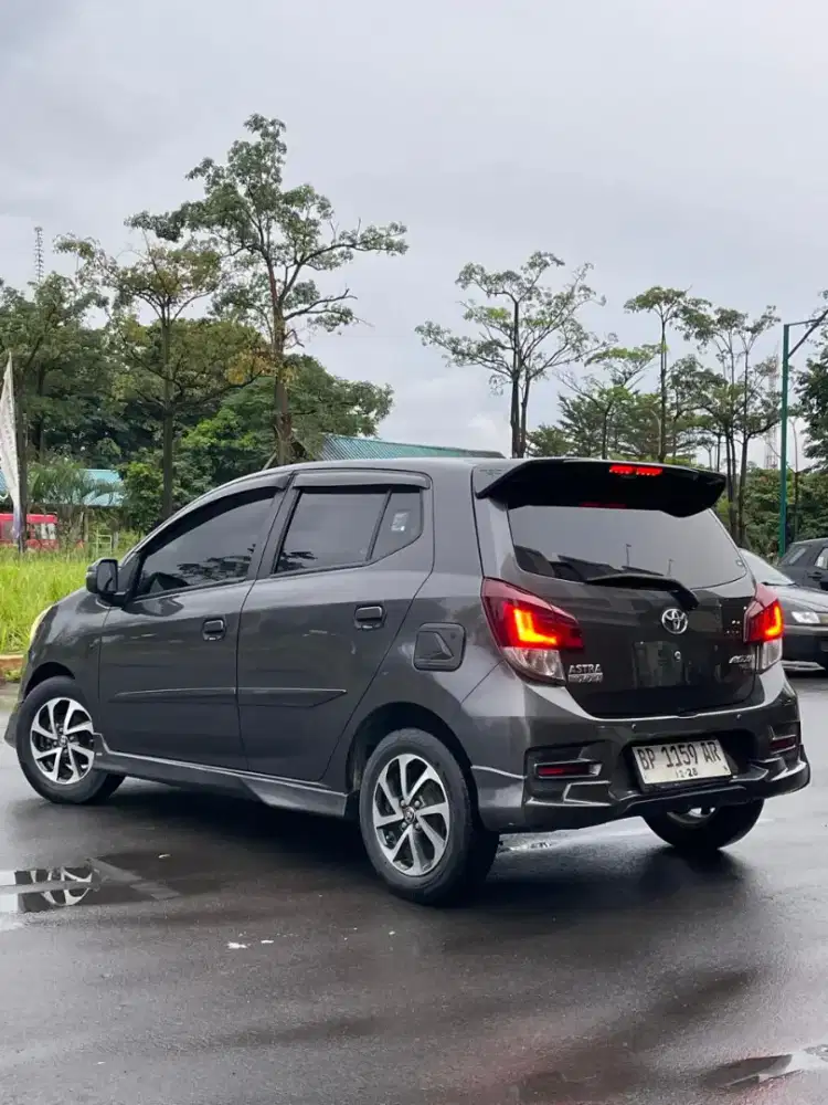 TOYOTA AGYA TRD SPORTIFO  AUTOMETIC PAJAK HIDUP STNK BPKB LENGKAP