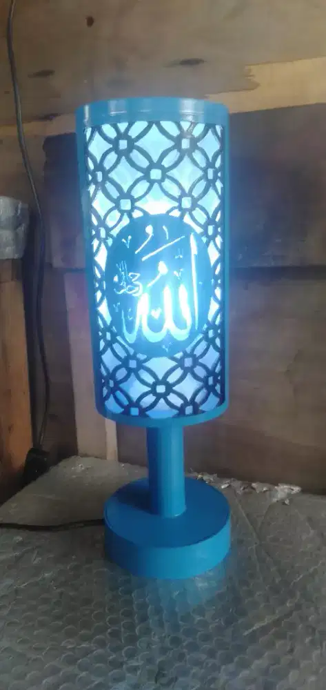 lampu hias ukir kaligrafi