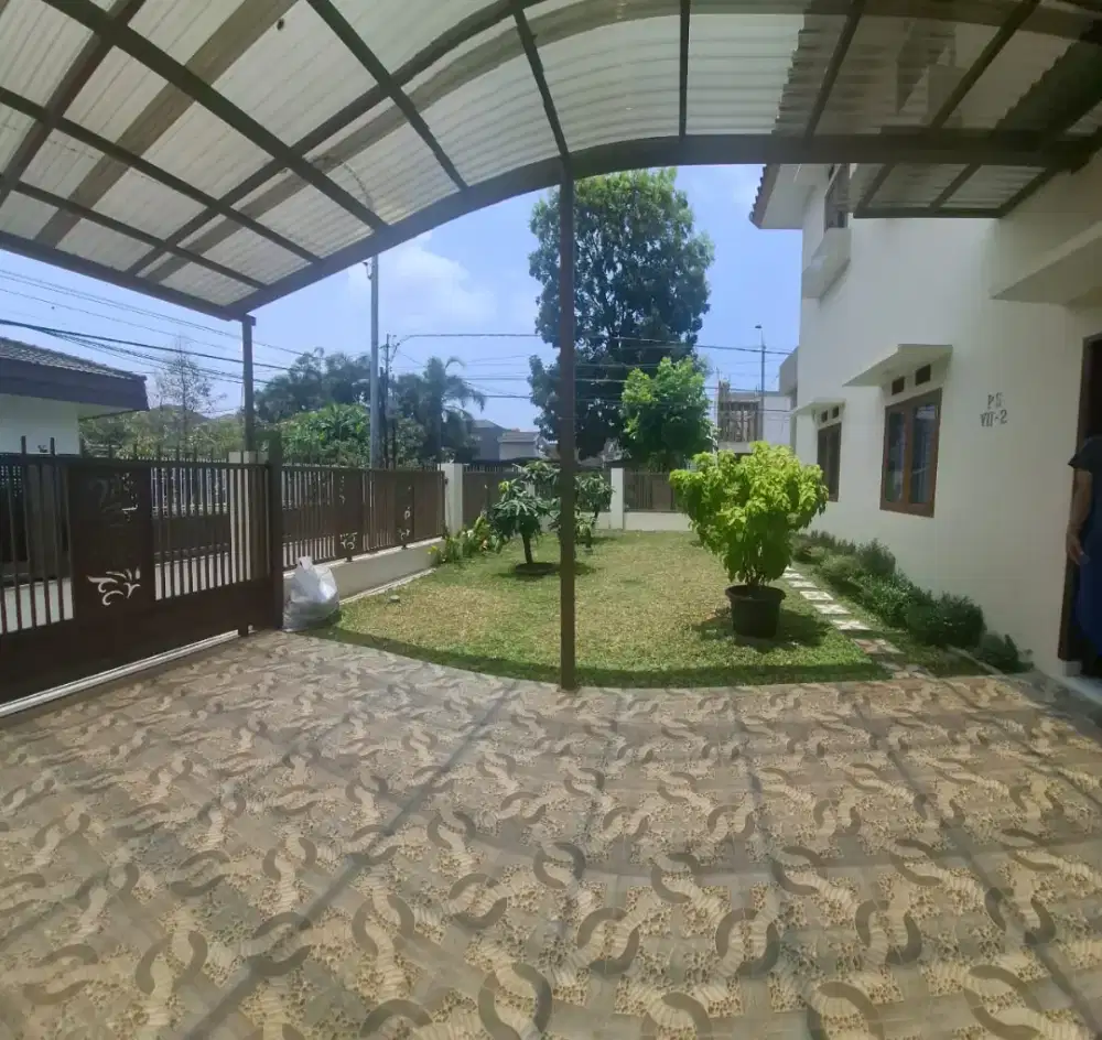 SEWA/KONTRAK RUMAH FULL FURNITURE  BUAH BATU BKR BANDUNG