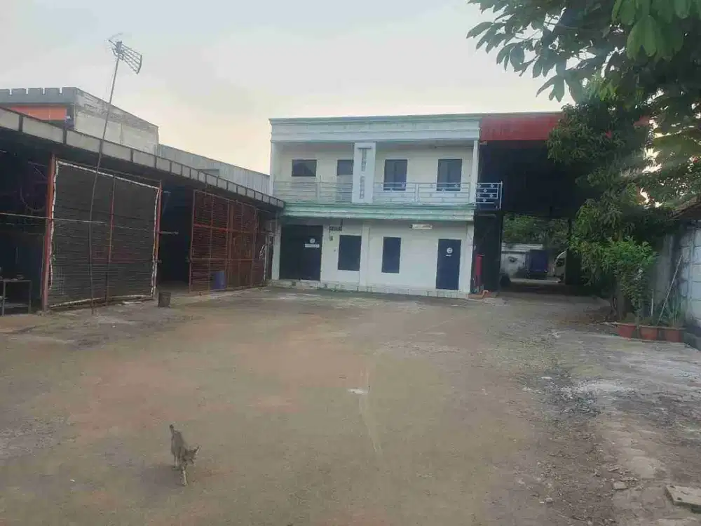 Gudang luas tanah 2000, lb 800 di Pangkalan 2 bantargebang bekasi