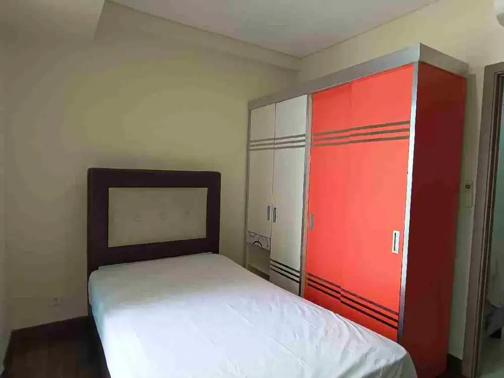 disewakan 1BR apartemen puri orchard, Lt tinggi