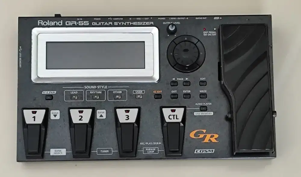 Gitar dan Bass Synthesizer Roland GR 55 Include GK3 Like New