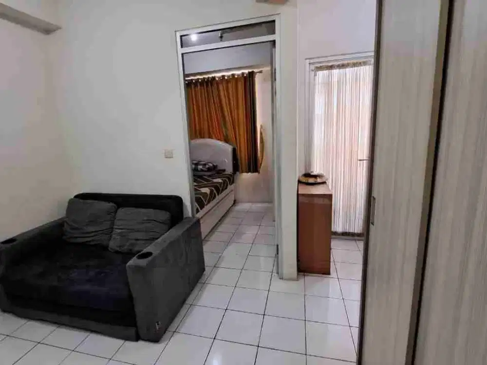 Menteng Square disewakan bulanan 1 kamar semi furnished dekat Rscm salemba