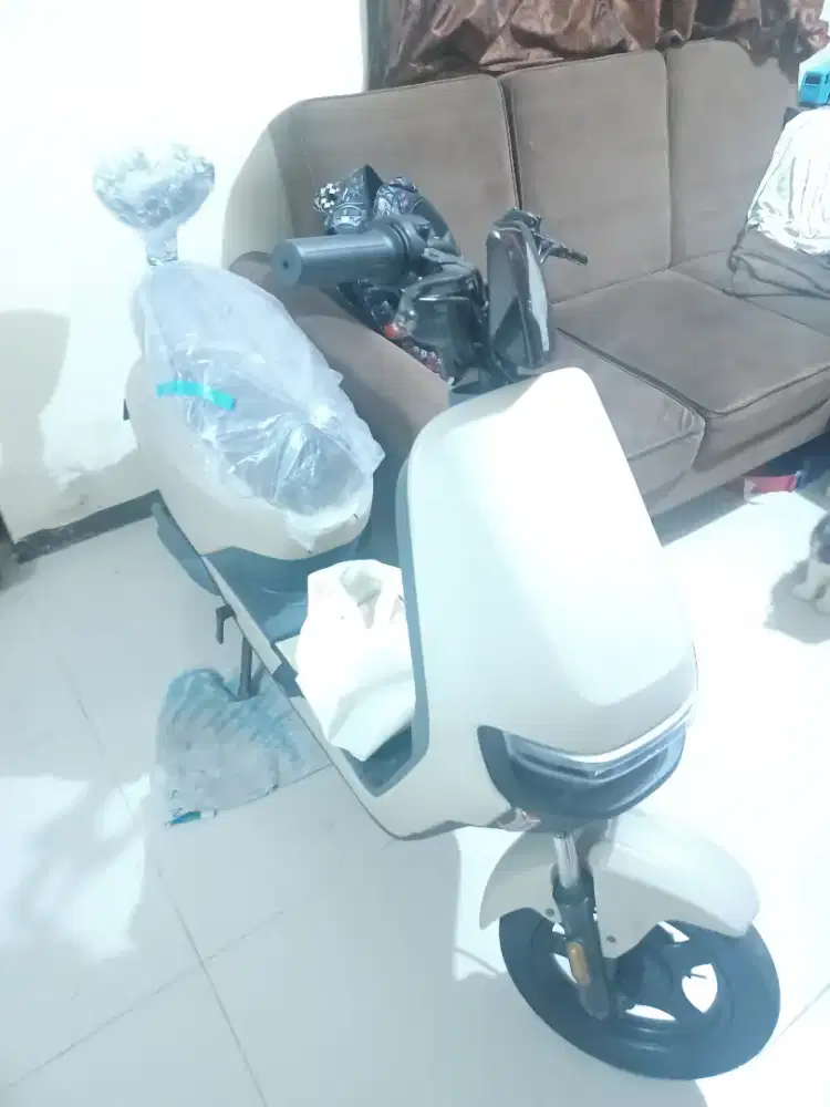 Sepeda listrik Uwinfly Ciamik