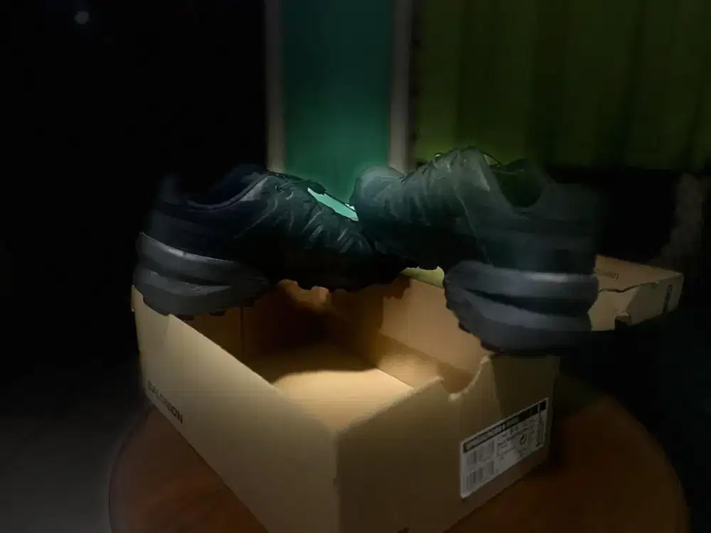 Dijual sepatu Salomon Original