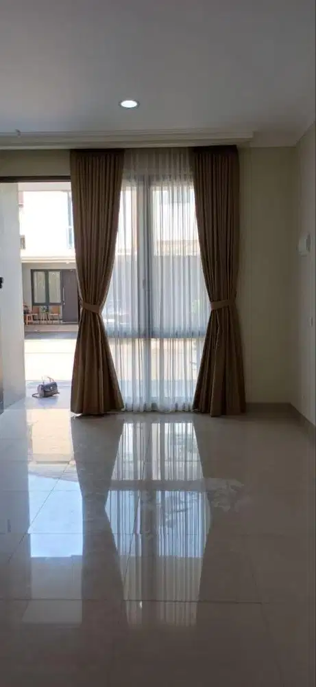 Dijual Rumah Minimalis Modern 2 Lt Siap Huni di Kota Wisata Cibubur