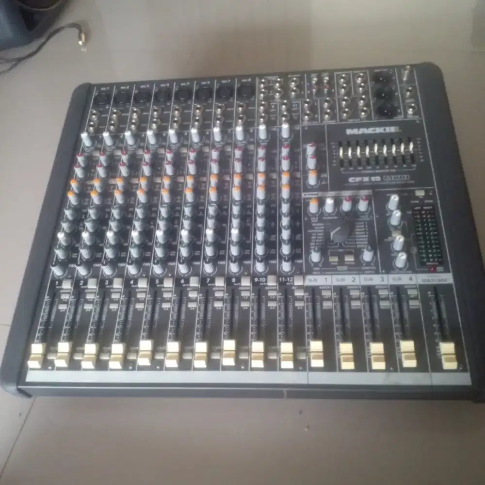 Mixer mackie cfx12 mkII kondisi bagus dan mulus