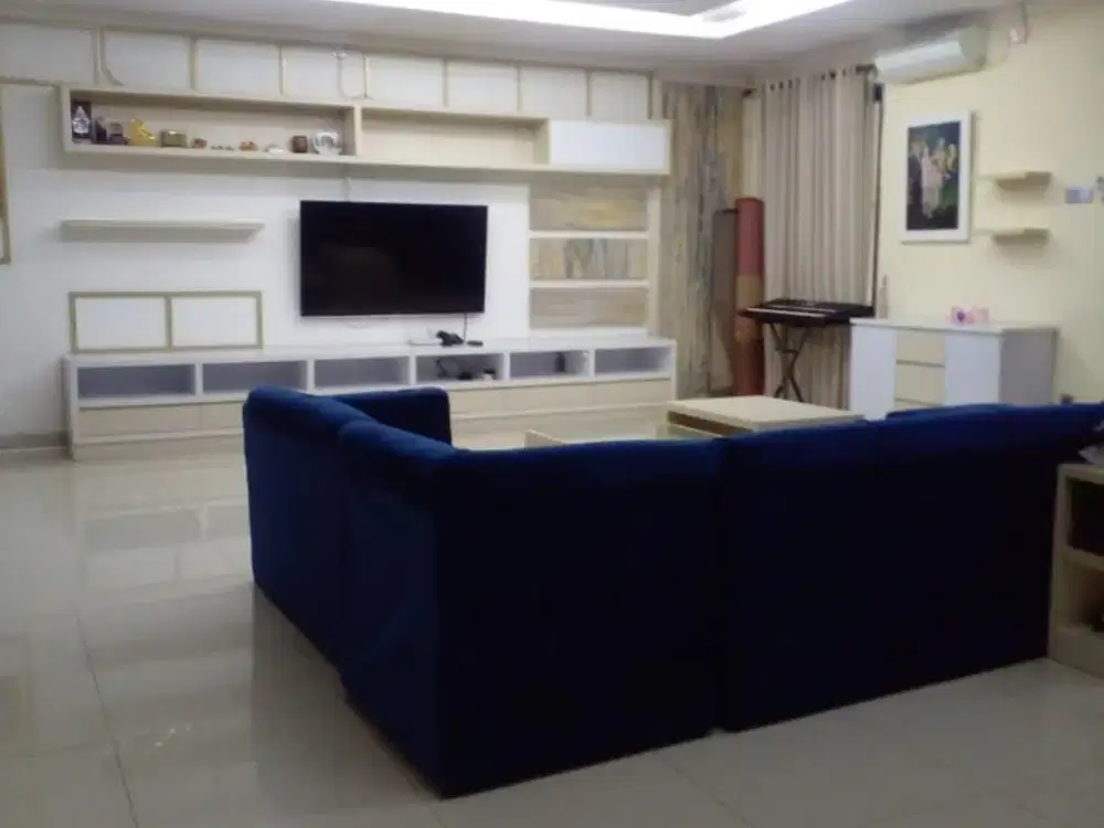 Kebayoran Villas, Distrik Kebayoran Residence | LT 255m2