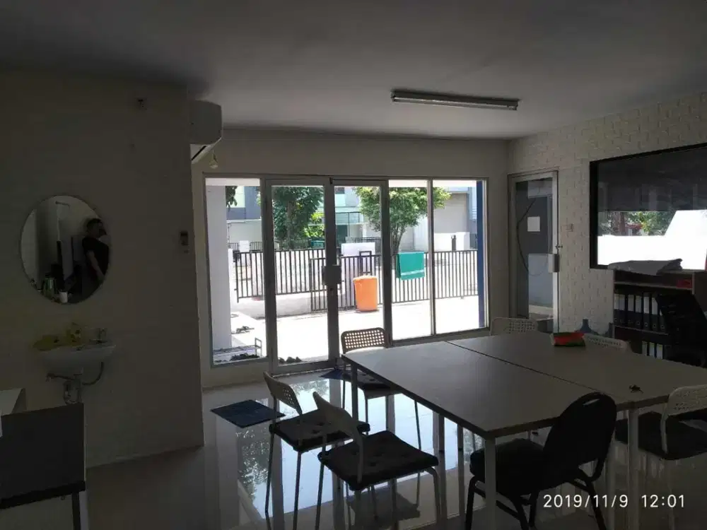 Disewakan Gudang Taman Tekno BSD Blok A1 Lokasi Strategis