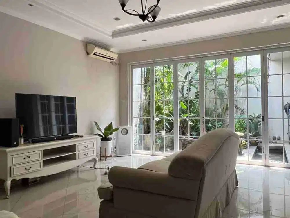 Dijual Rumah Mandiri Modern Classic Split Level Luas di Puspita Loka BSD City - Harga Terbaik!
