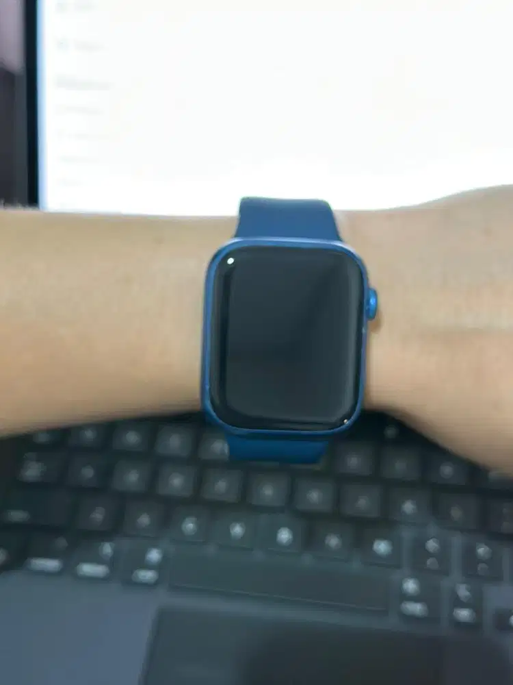 Preloved Apple Watch Series 7 – 45mm Blue Aluminum Case