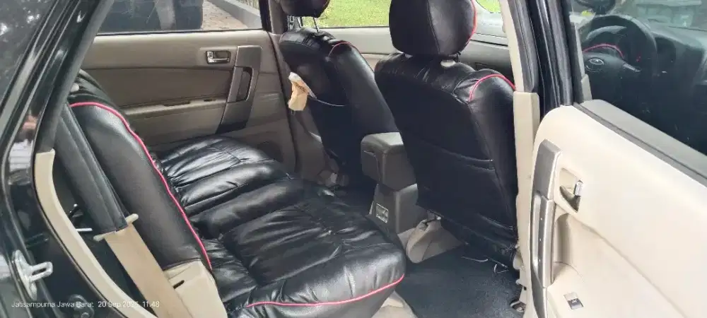 Hitam Manis Rush 1.5 S A/T menunggu untuk dipinang..