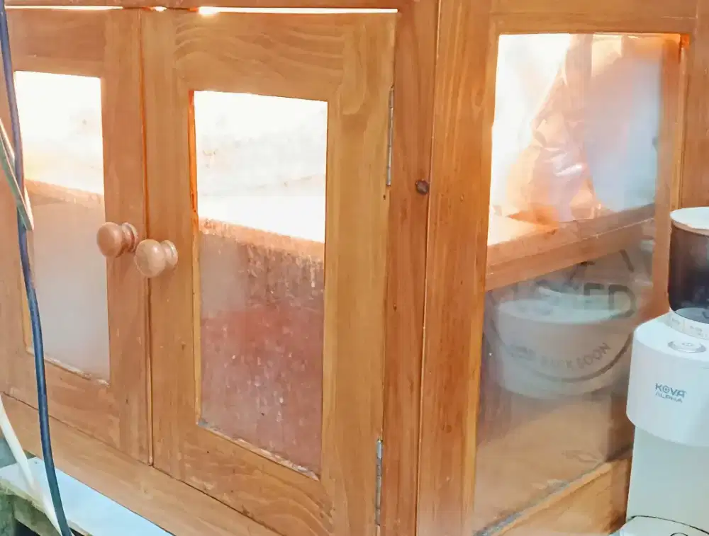 Etalase chicken dan gorengan