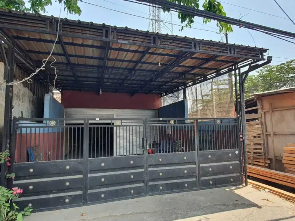 Rumah Kelurahan Kepatihan Kecamatan Menganti Kabupaten Gresik