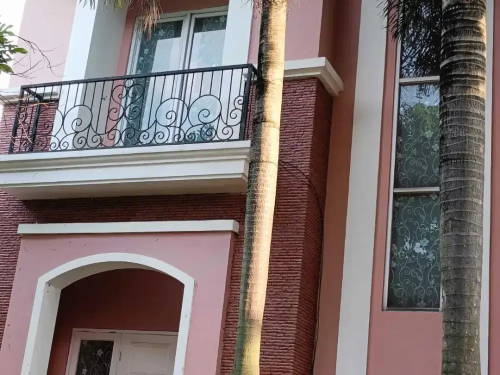 Disewakan Rumah Unfurnished di Cluster Cristal By Rumah Chinida