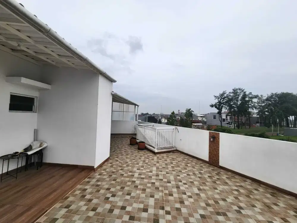 For sale/Rent Ruko South Sorento Square  Serpong