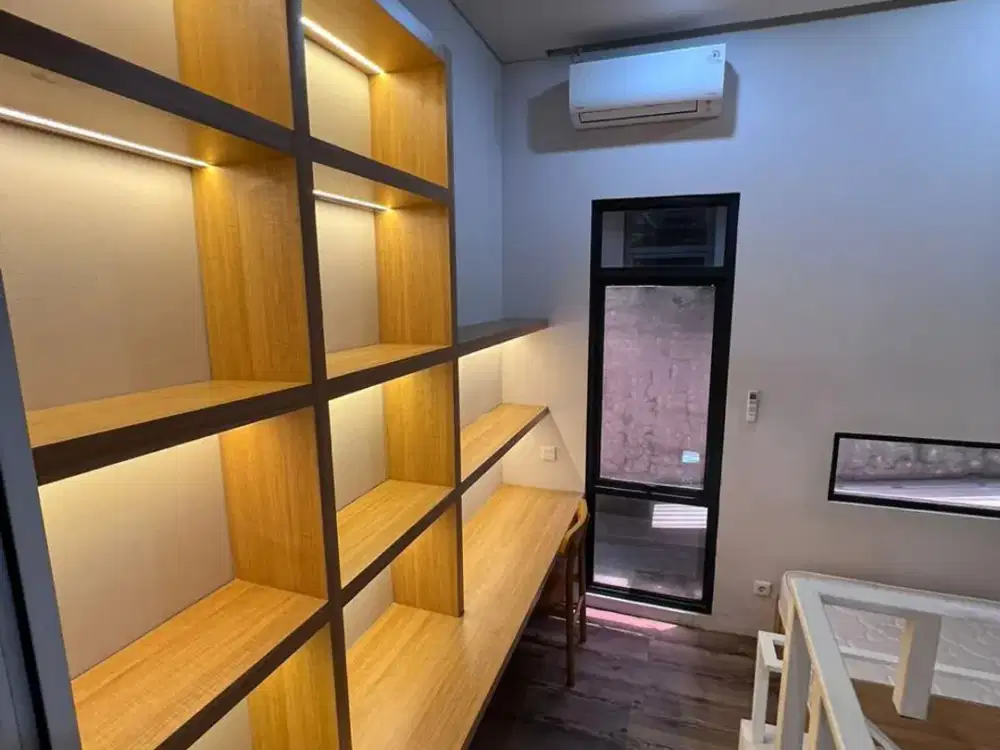 Rumah milenial 2 lantai, rapi dan siap huni di Fleekhauz