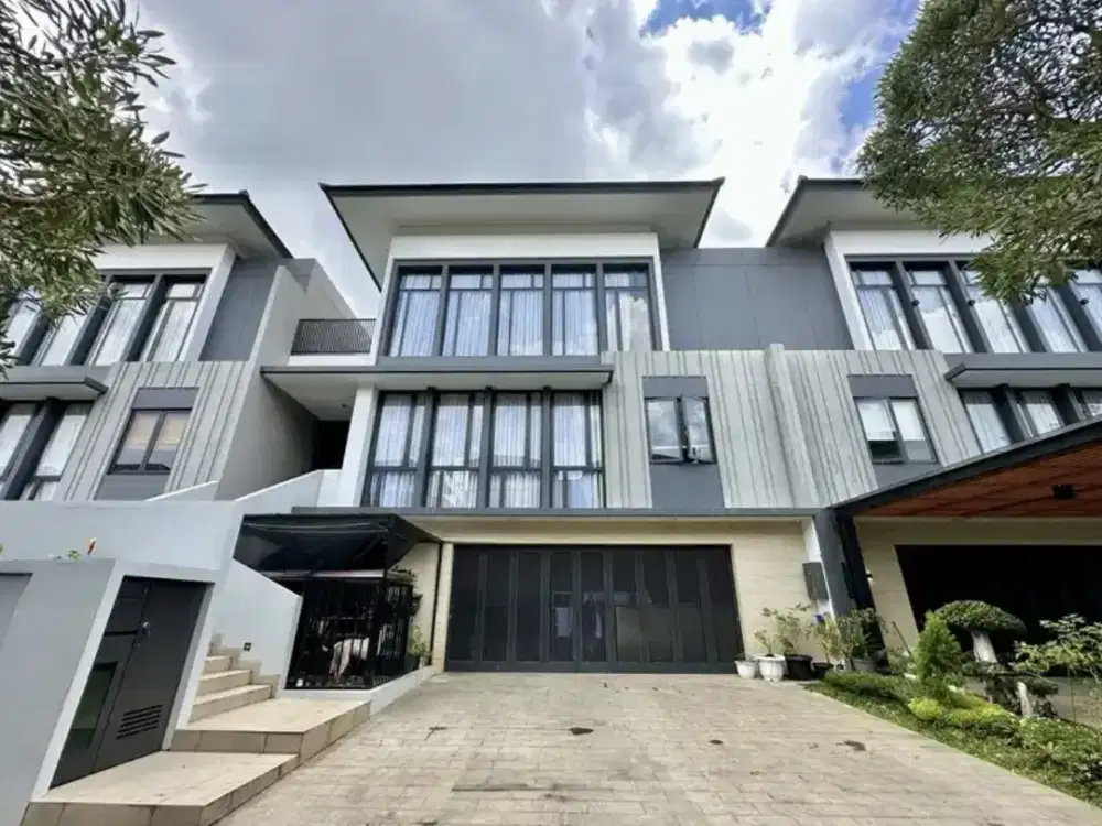 DIJUAL RUMAH MEWAH TURUN HARGA LAKEWOOD NAVAPARK BSD