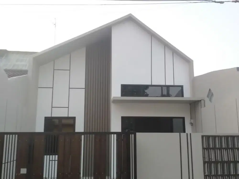 Rumah 10 menit ke Plaza Taman Harapan Baru SHM Bebas Banjir J-32545