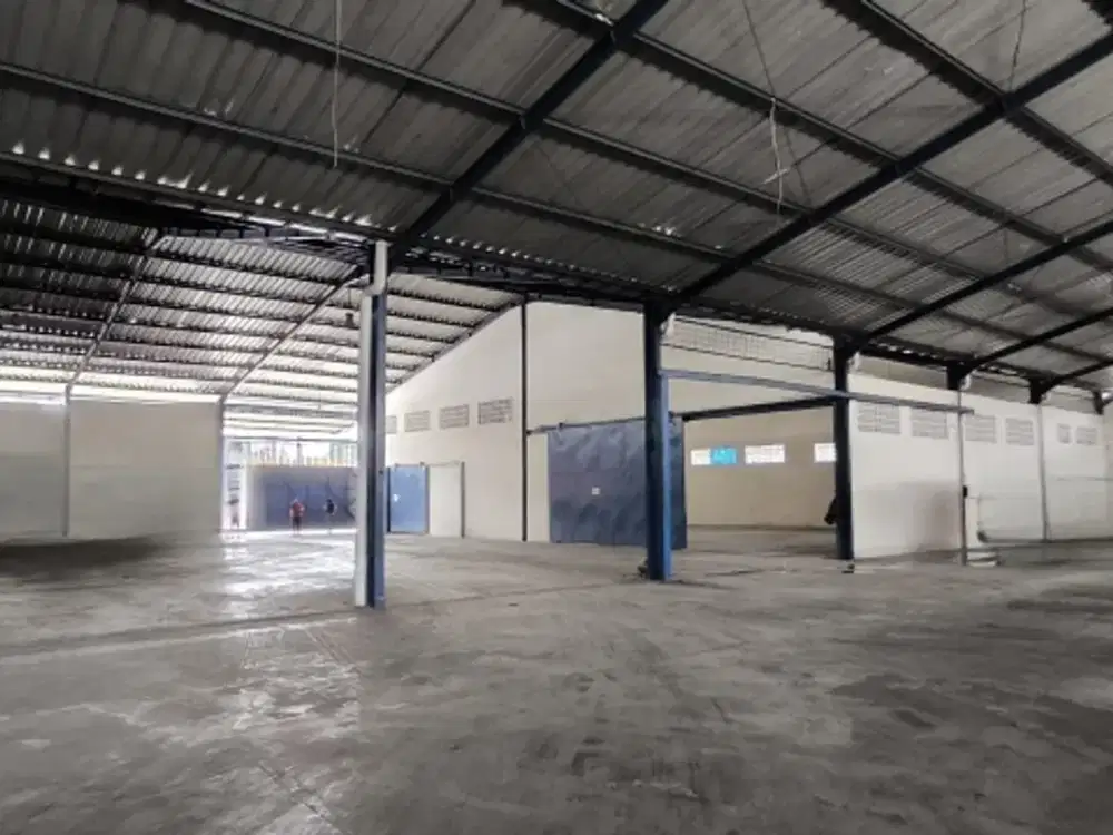 Disewakan Gudang siap pakai Lokasi Strategis di Narogong