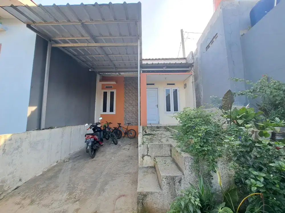 Rumah SHM Hadap Selatan 15 Menit ke Terminal Sawangan Siap KPR J-34154