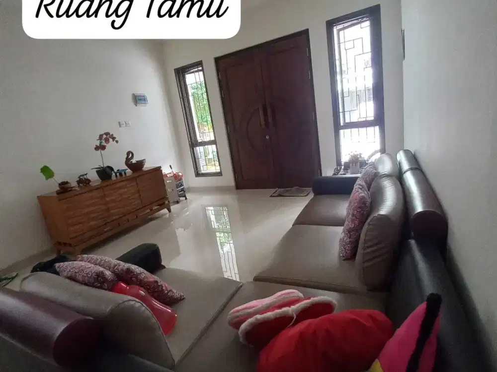 DI JUAL RUMAH   CLUSTER SEVILLA  BSD CITY