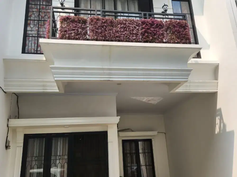 Rumah LB 130 Hadap Timur 13 Menit ke Depok Town Square J-34778