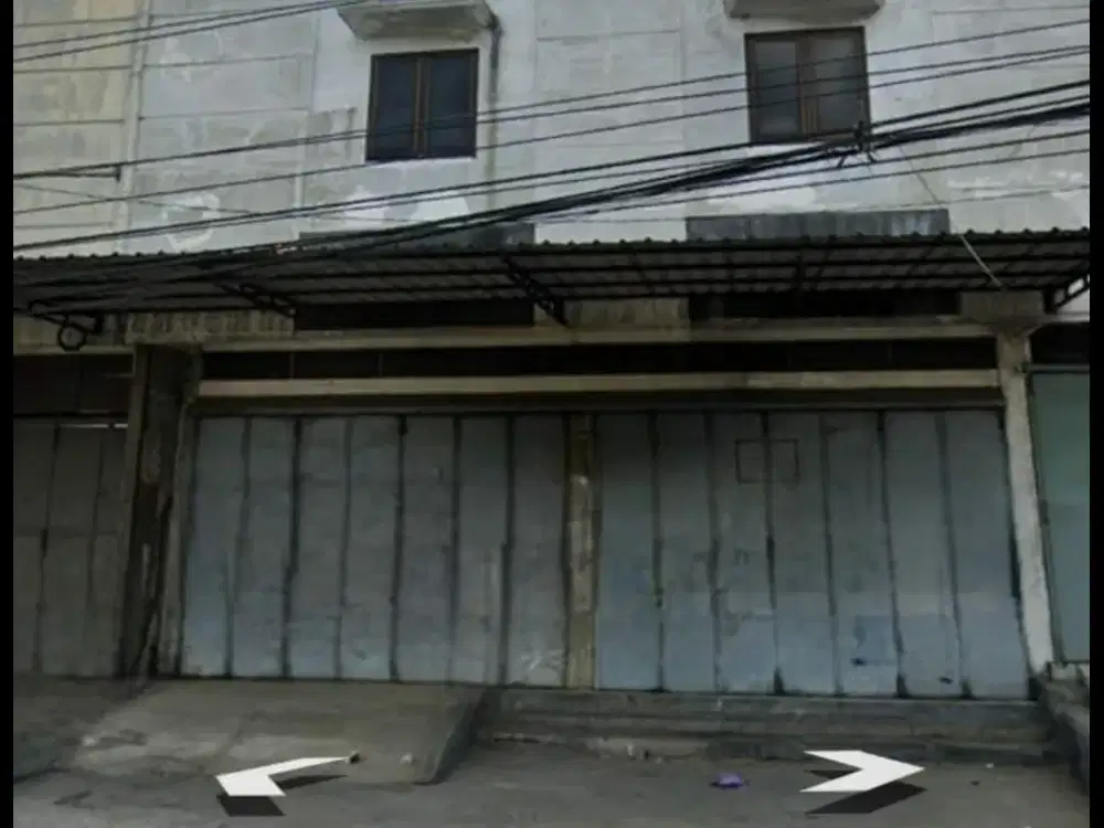 Di sewakan ruko 2 LT pinggir jl.sumpah pemuda