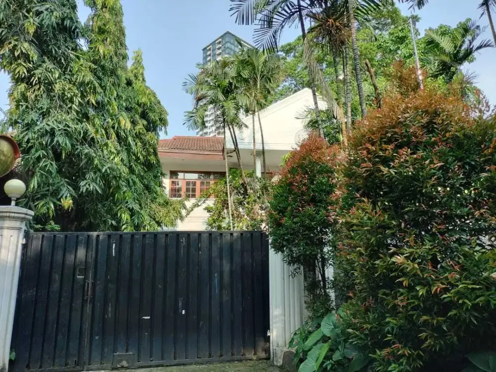 DISEWAKAN RUMAH 2 LANTAI DI DUKUH PATRA KUNINGAN JAKARTA