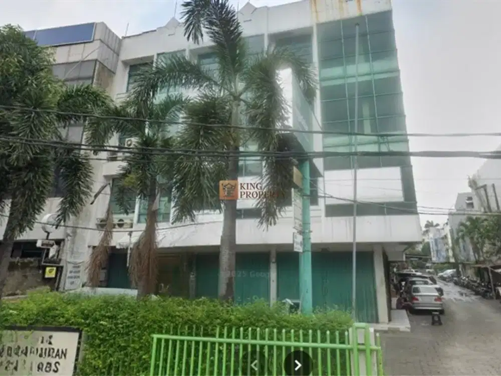 Lokasi Pinggir Jalan, Ruko Komplek Perkantoran Buncit Mas 262m2