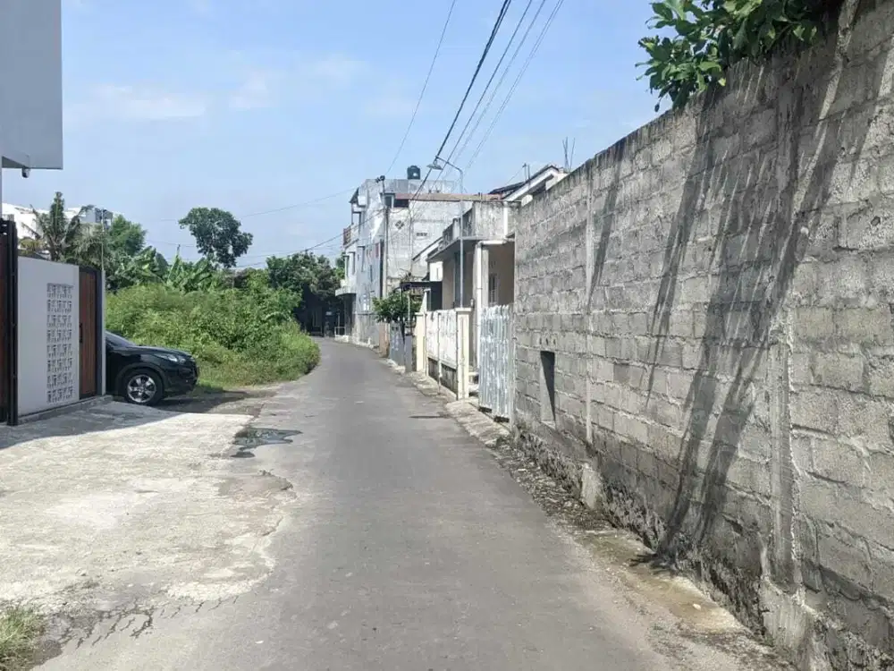 Tanah dekat rS Queen Latifa Nogotirto siap bangun rumah 400 Jutaan