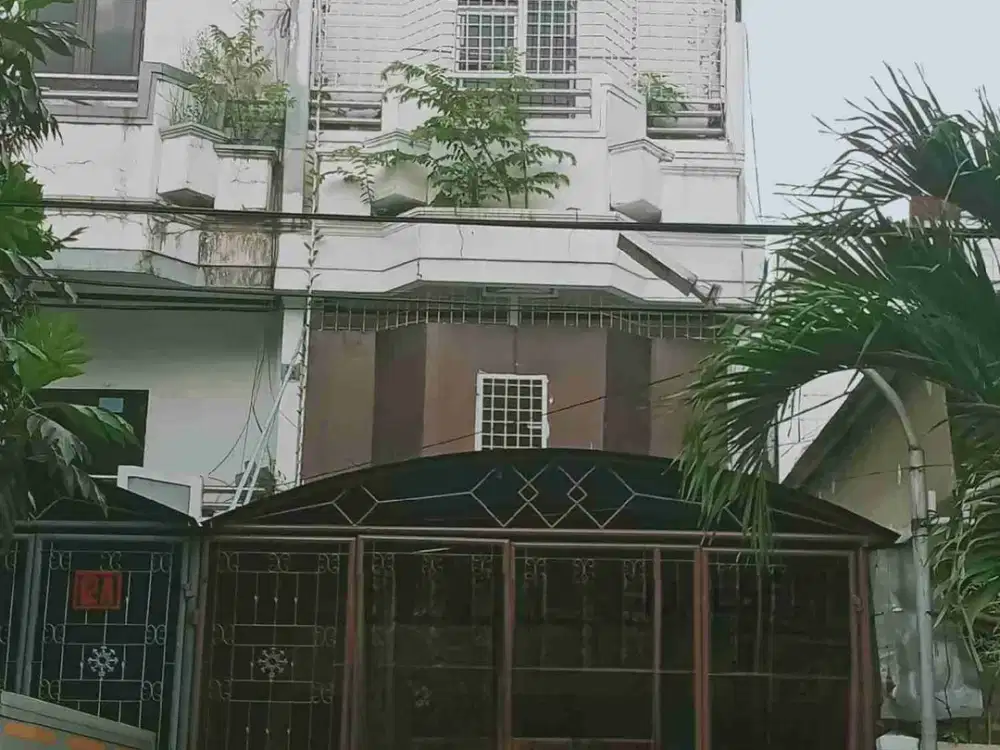 Dijual Ruko 3 Lantai Pengukiran