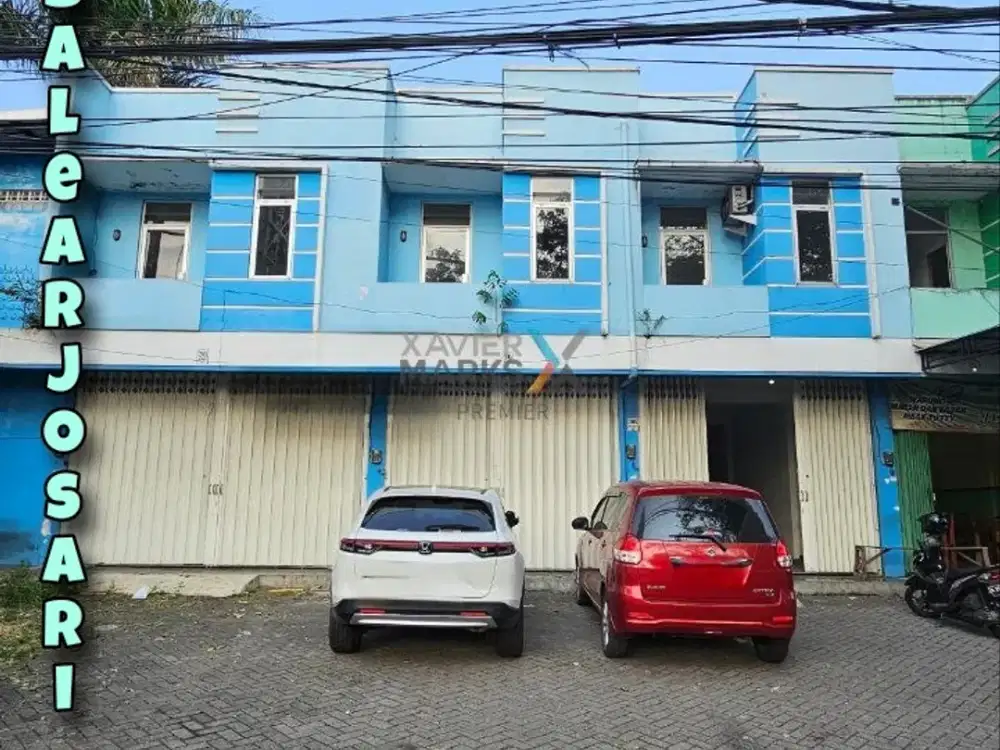 Ruko 3 unit jejer di poros jalan ahmad yani Blimbing Malang