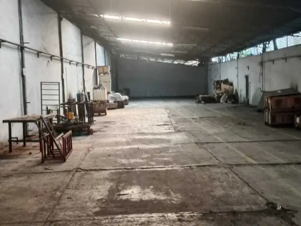 Di sewakan gudang jalan narogong bantar gebang bekasi