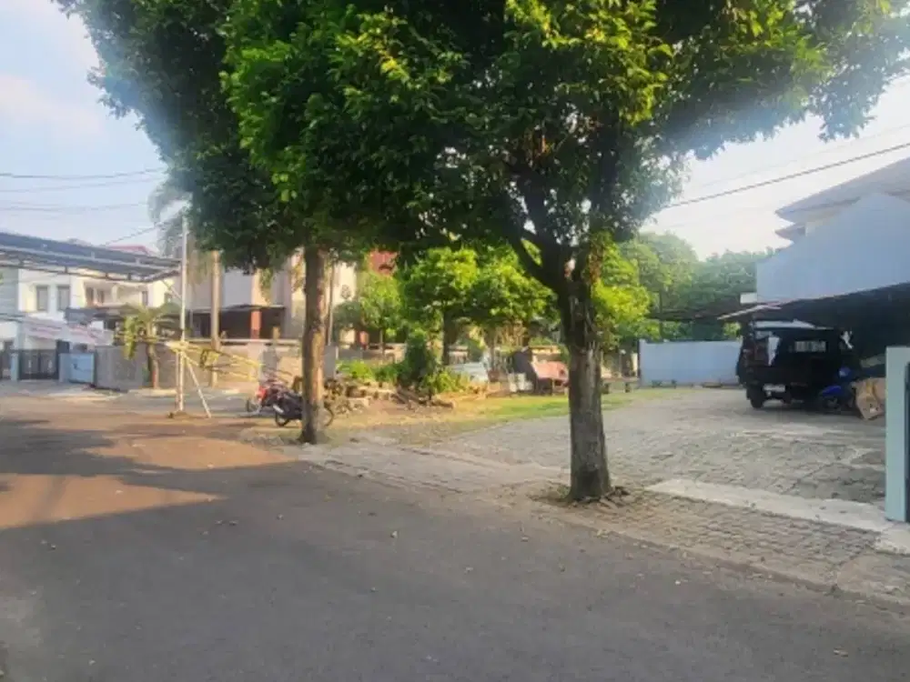 Kavlibg depan Security Row jalan besar Griya Loka BSD city