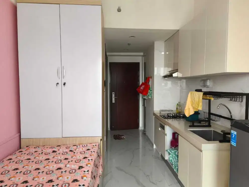 FULL FURNISHED.Apartemen Sky house, sebelah Mall AEON BSD