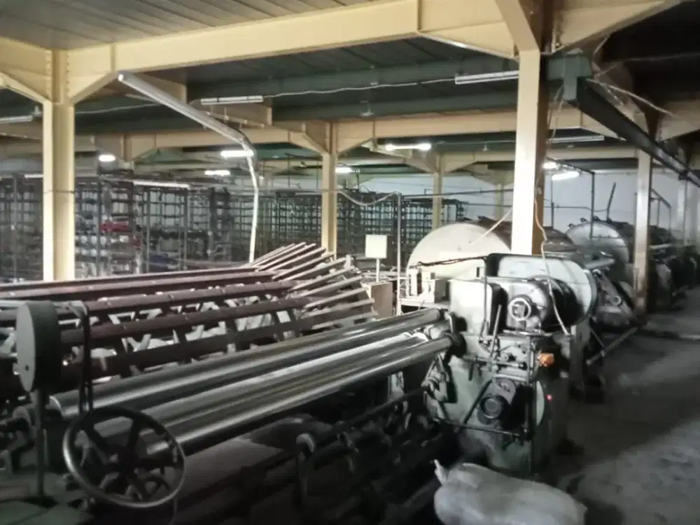 Pabrik Celup dan Gudang Benang di Majalaya