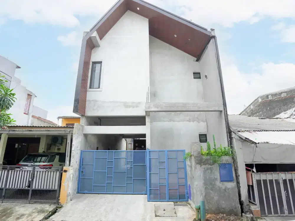 Rumah Strategis 10 Mnt ke Stasiun Klender LT 120 Bebas Banjir J-32261