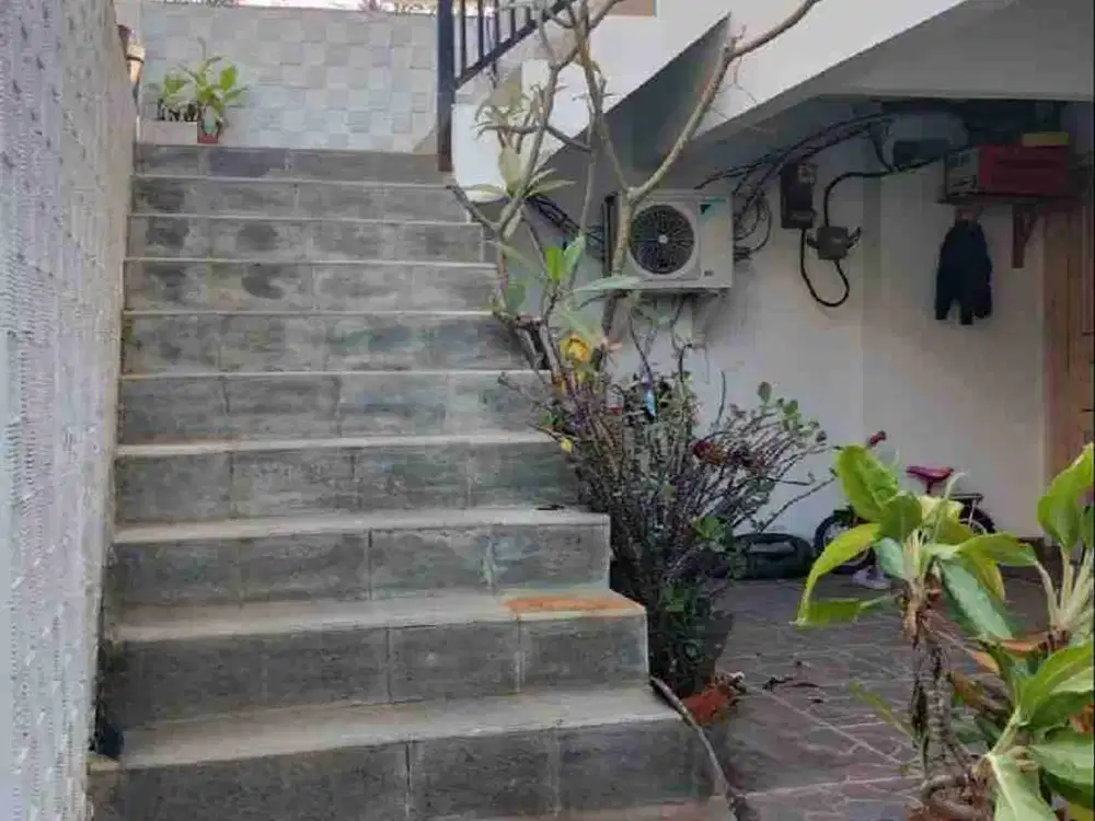 JUAL CEPAT RUMAH + KANTOR
TAMN KENCANA CENGKARENG VON