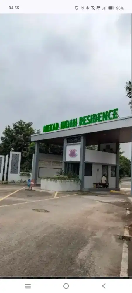 Rumah mewah di Mekar Indah Siap. huni, lega ada balkon. Depan belakang